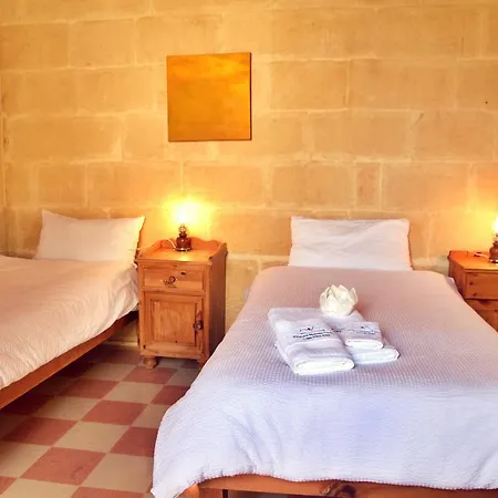 Jimmy's Farmhouse Gozo Kerċem