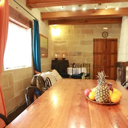 Jimmy's Farmhouse Gozo Kwatera prywatna *